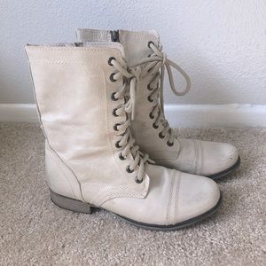 Steve Madden off white troopa combat boots 6.5